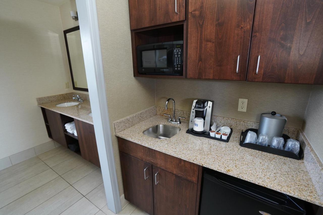 Creekside Hotel & Suites Canyonville Esterno foto