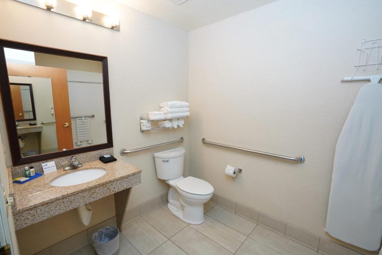 Creekside Hotel & Suites Canyonville Esterno foto